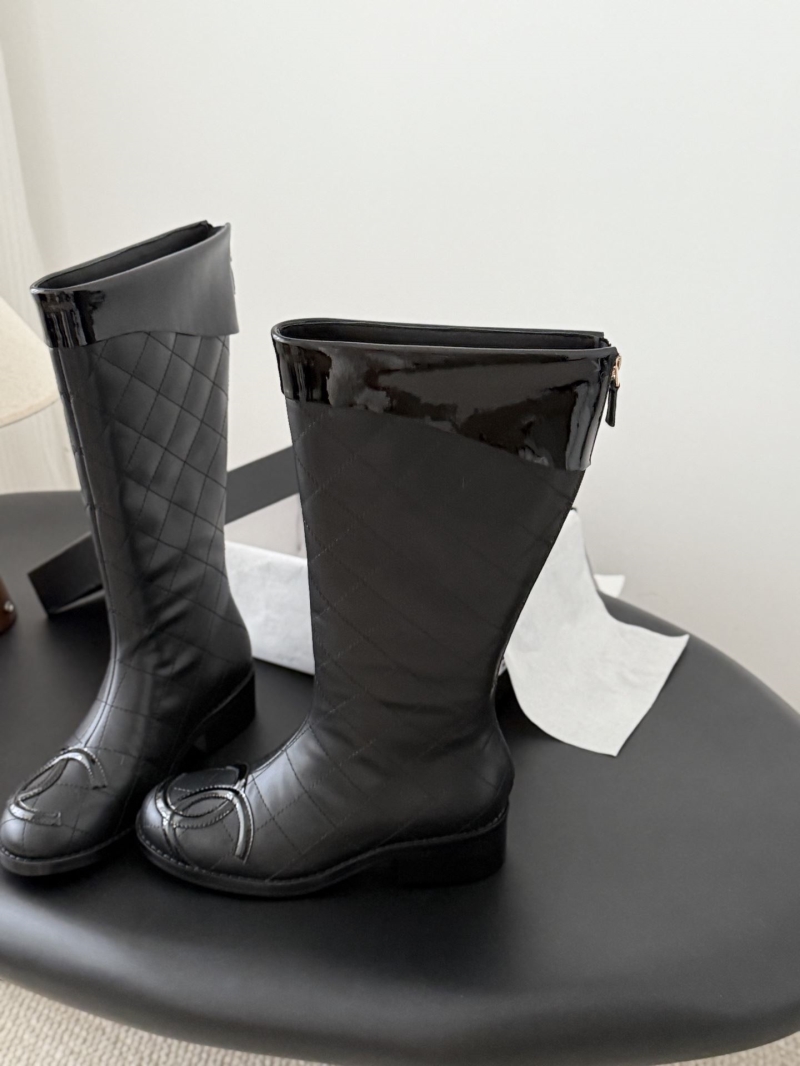 Ch**el boots